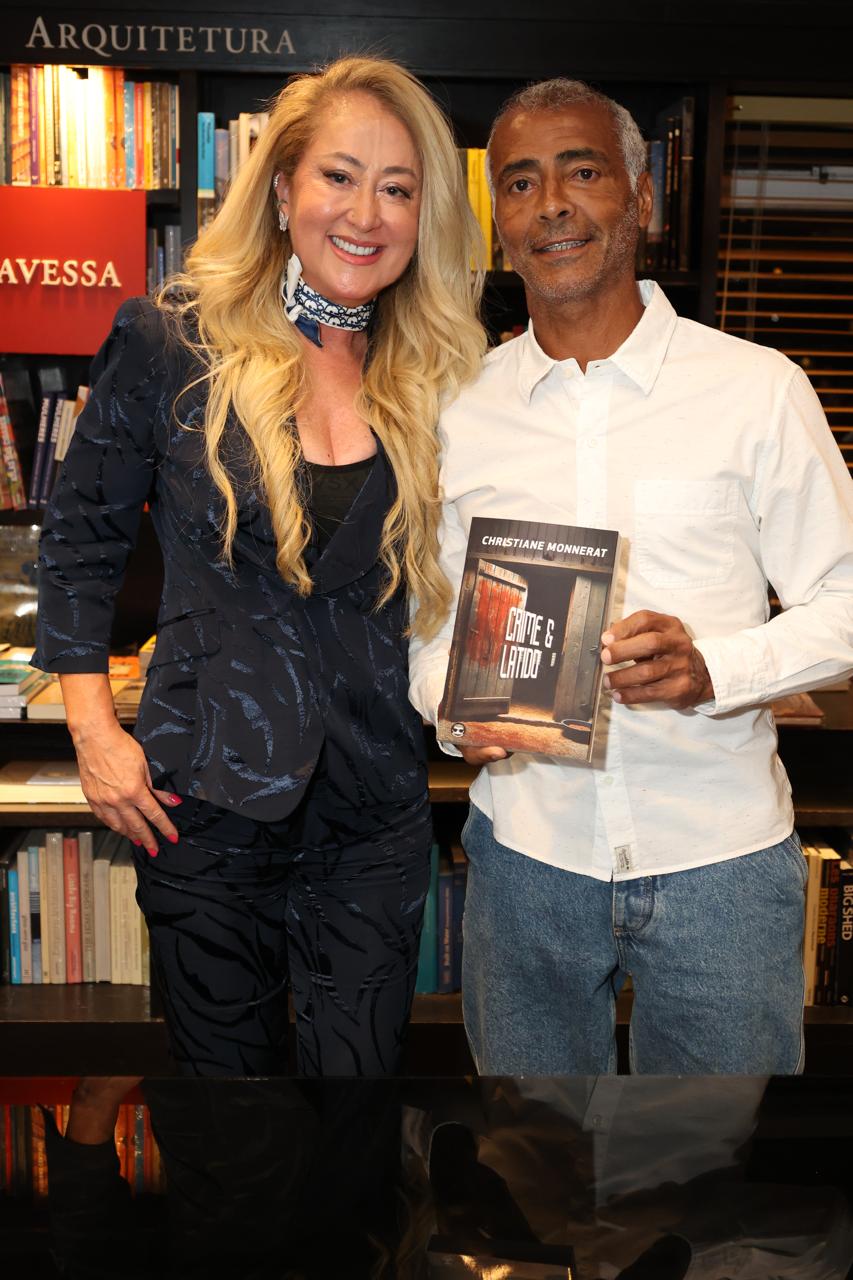 Procuradora de Justiça Christiane Monnerat lança Crime e Latido em noite de autógrafos prestigiada no Rio de Janeiro